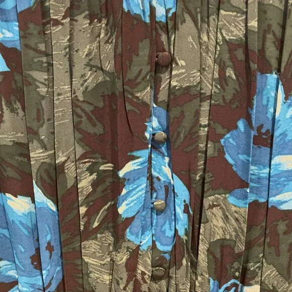 Boden Floral Dress - Picture 5 of 8